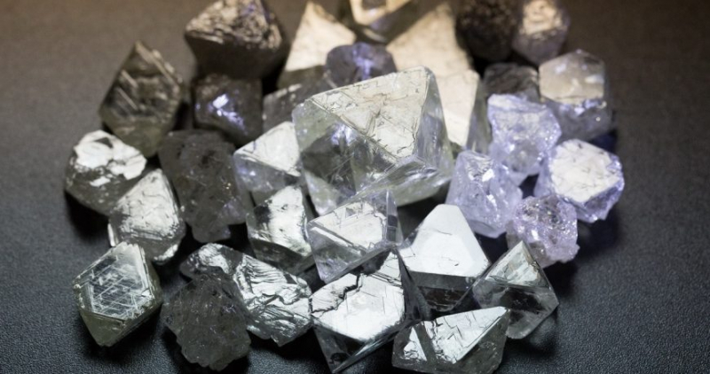 Уровень спроса способствует падению цен на алмазы, заявил эксперт